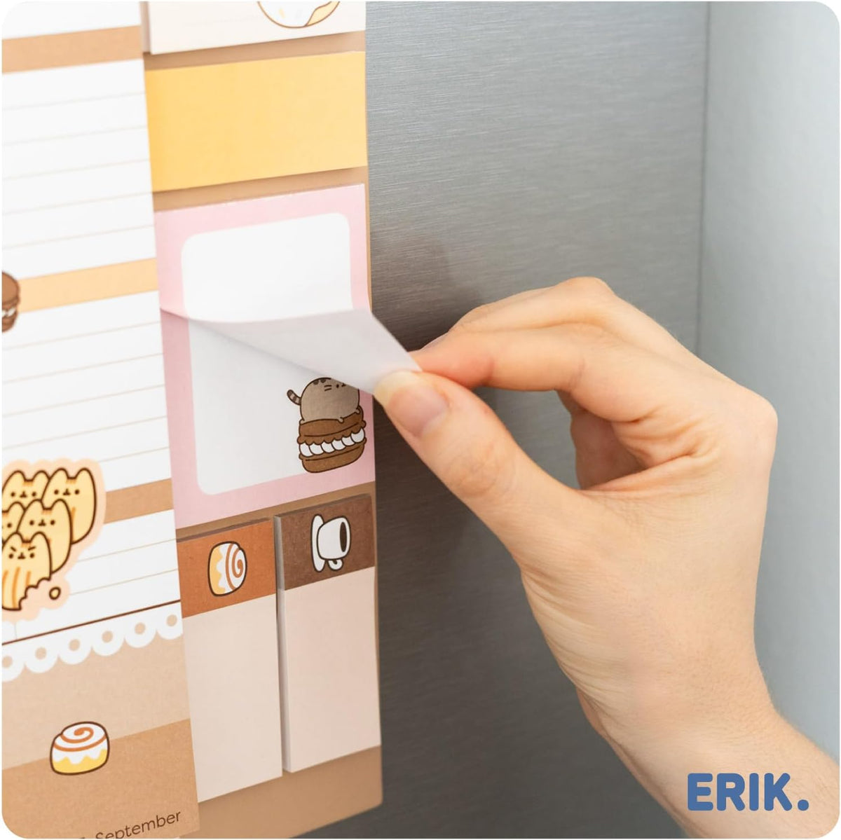 Pusheen Magnetic Planner 2026/27